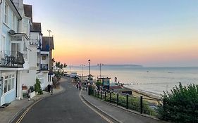 Beachside Bluff